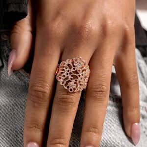 “Glistening Gentry”